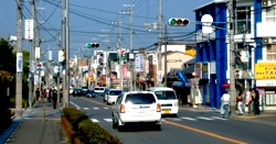 The road in Hirakata that leads to Mono club.
